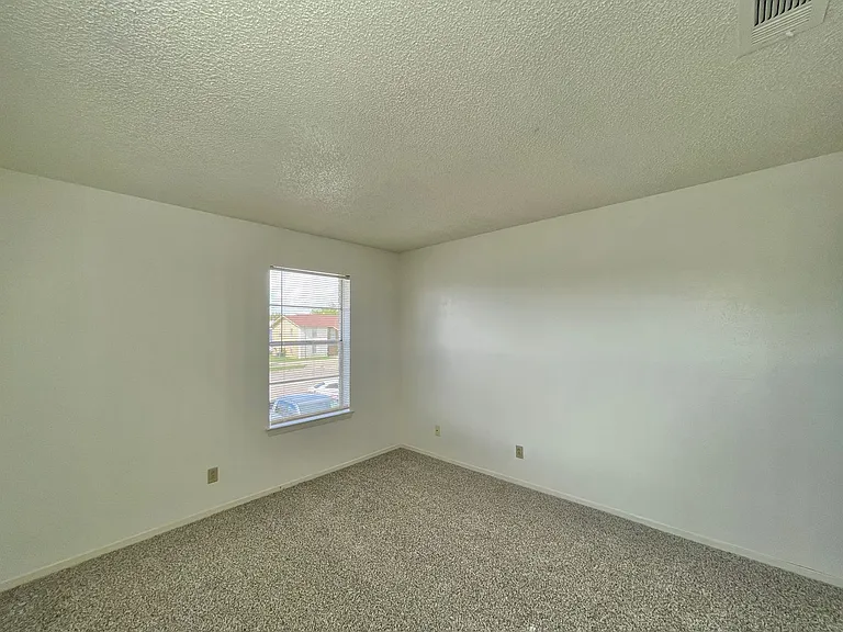 1304 Quail Cir — Photo 27