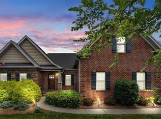 4006 Steeplegate Dr, Trinity, NC 27370