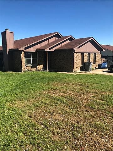 1st image of 6902 Troy Glen Dr