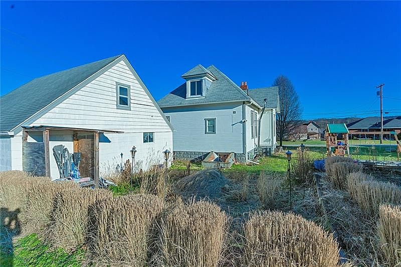 423 N 5th St, Youngwood, PA 15697 Zillow