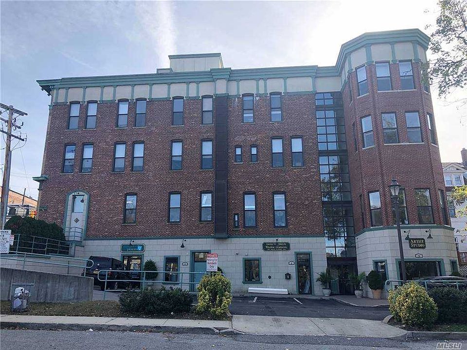 1st image of 303 Main St APT 3C