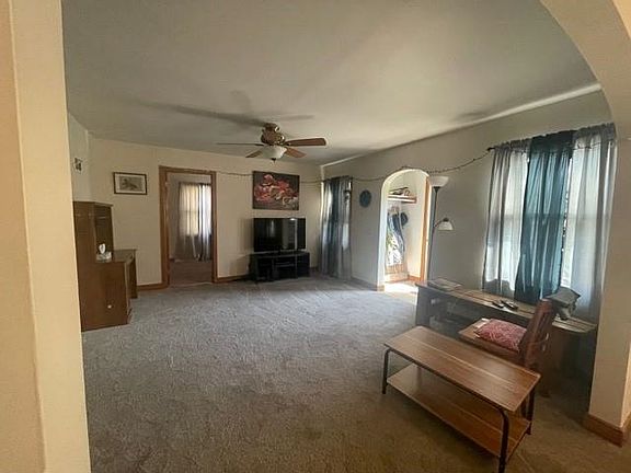 5th image of 1623 Kilbourn Ave