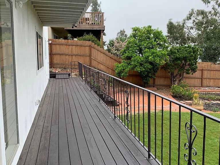 6437 Elmhurst Dr — Photo 31