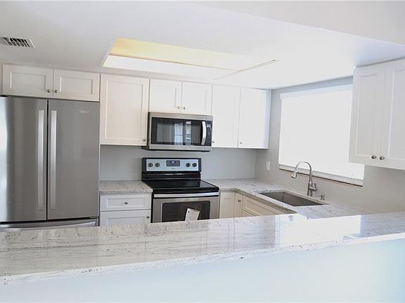 2nd image of 11459 61st St