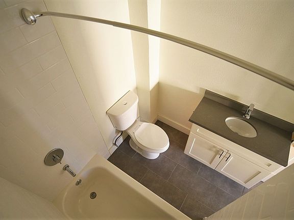 5th image of 1482 University Ave #2