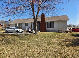 400 1st St, Ferrelview, MO 64163