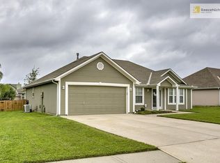 1612 SE Dalton Dr, Lees Summit, MO 64081