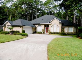 8716 Hampshire Glen Dr S, Jacksonville, FL 32256