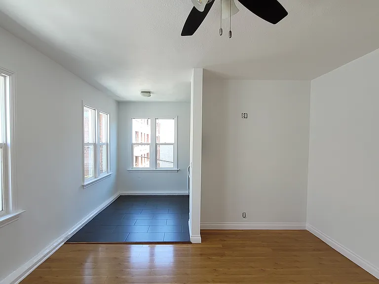 512 S Park View Street — Photo 37