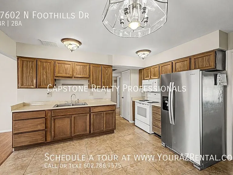17602 N Foothills Dr — Photo 12
