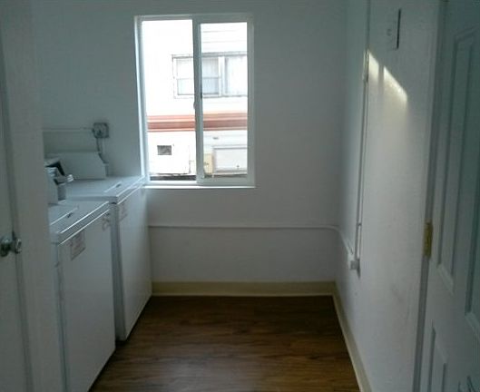4th image of 1300 Lincoln Rd E #25