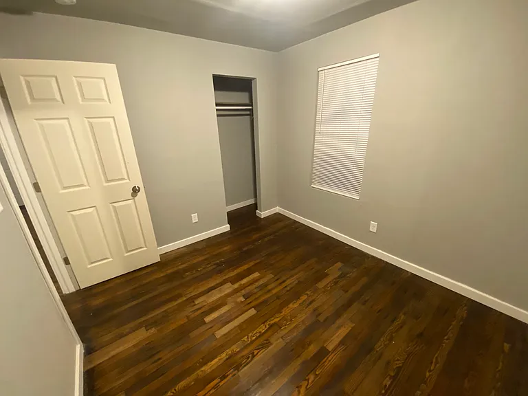 1669 W 39th Ct — Photo 12