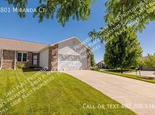 1801 Miranda Ct, Lincoln, NE 68512