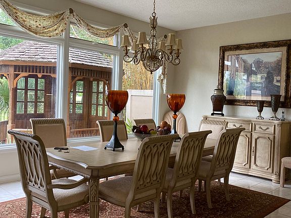 2nd image of 2626 Windchime Ct