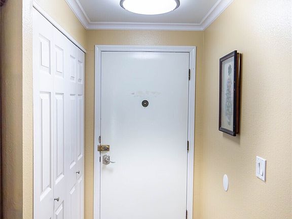 2nd image of 1539 22nd Street NE #1539
