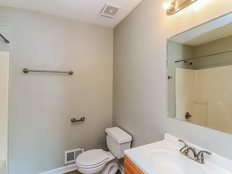 2054 Spicers Ln — Photo 14