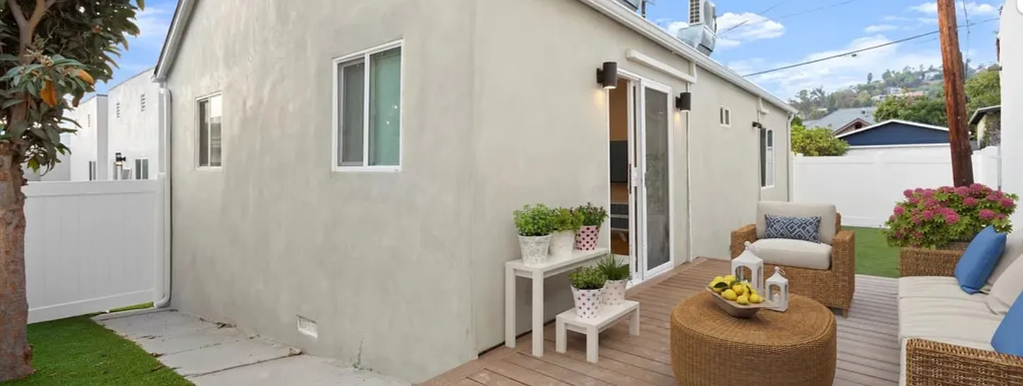 2 bed, 721 sqft, $3,850 — Photo 4