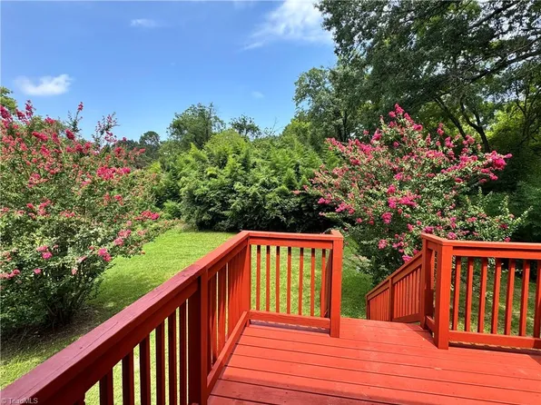 820 Chandler Ave, Burlington, NC 27217