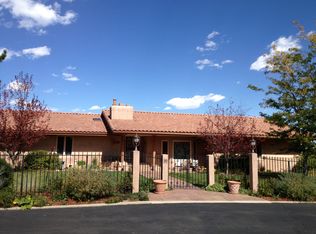 10 Cypress Ln, Colorado Springs, CO 80906