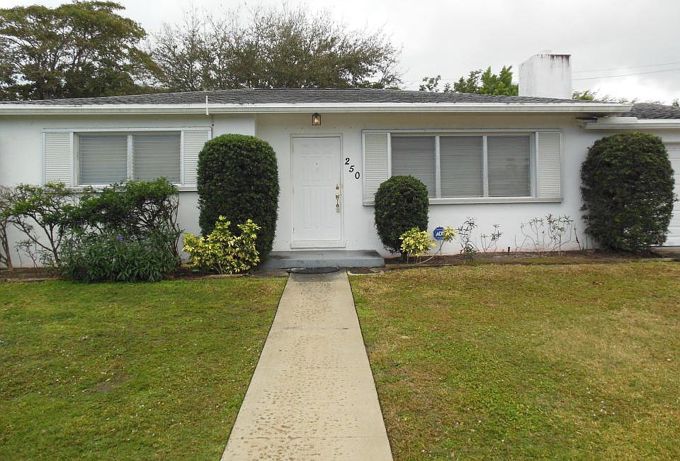 1st image of 250 Summa St