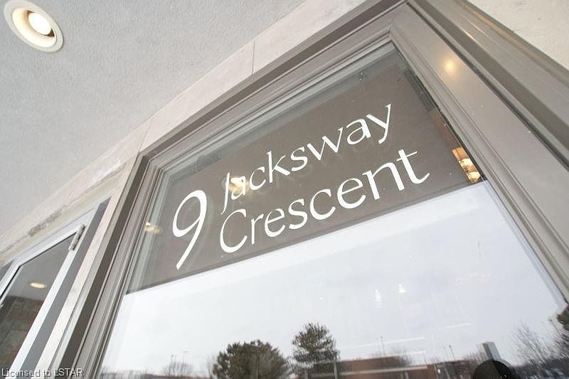 2nd image of 9 Jacksway Cres #304