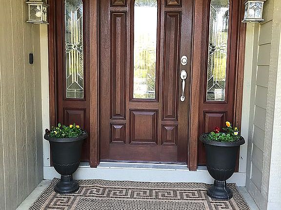 2nd image of 10090 Chestnut Ridge Ct