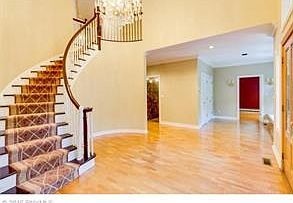 5th image of 71 Annfield Ct
