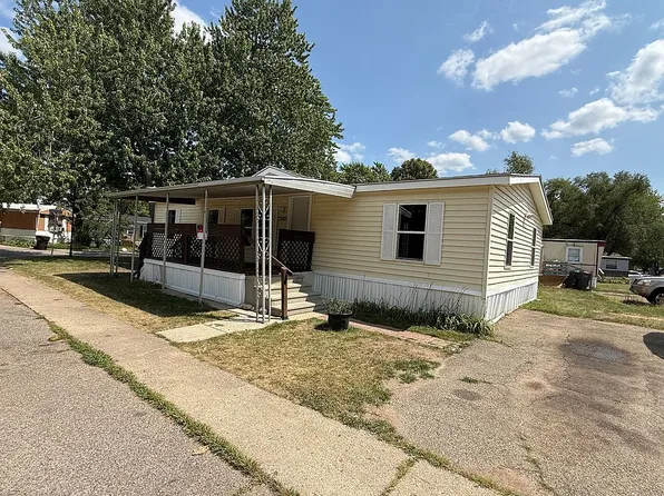 5502 Colonial Trl E, Kalamazoo, MI 49009
