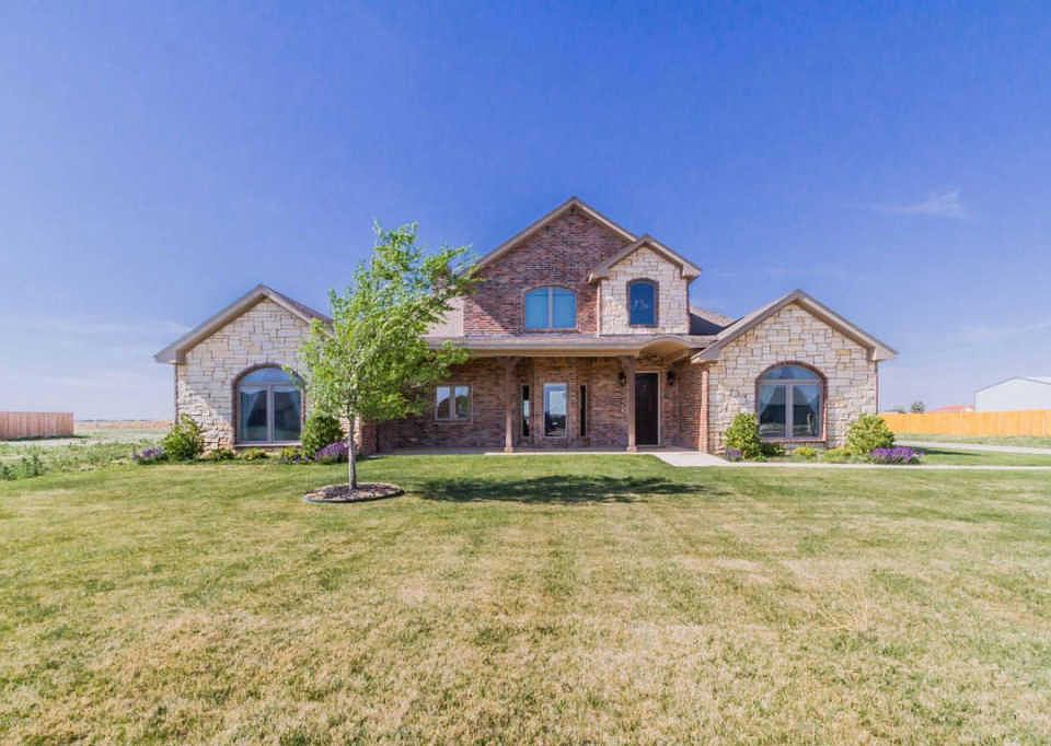 1st image of 8720 Paintbrush Dr