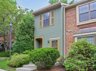 234 Perth Hill Ct, Aberdeen, NJ 07747