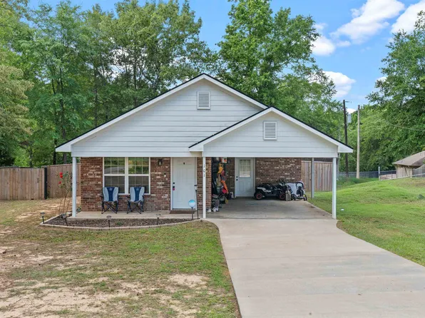101 Red Pheasant Dr, Gilmer, TX 75645