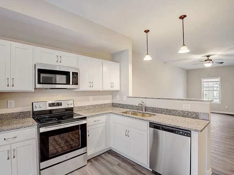Greystone Townhomes — Photo 12
