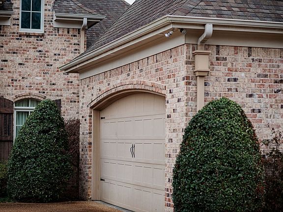 3rd image of 11005 Covington Way