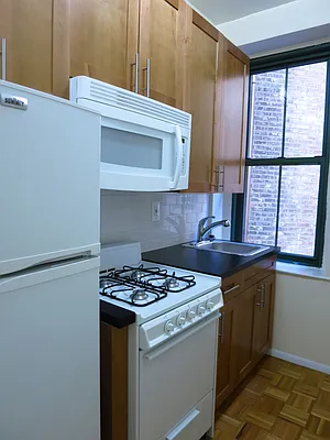 Rented by City & Suburban | media 11