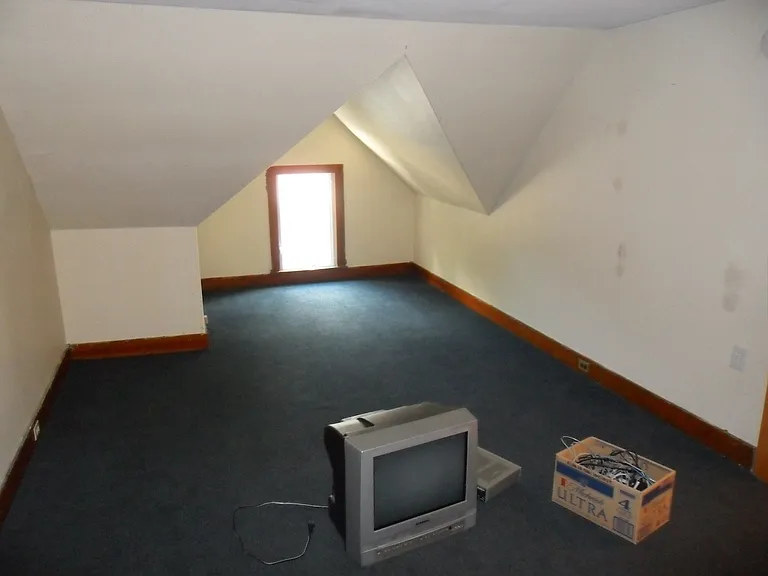 337 Brown St #1 — Photo 8
