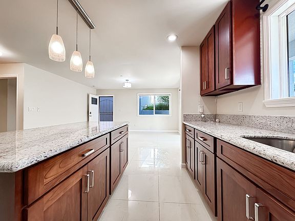 4th image of 2117 Palolo Ave #E