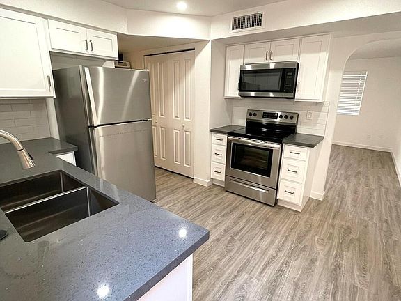 3rd image of 1503 W Missouri Ave APT 17