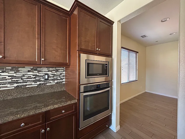 28187 Rustling Wind Cir — Photo 7