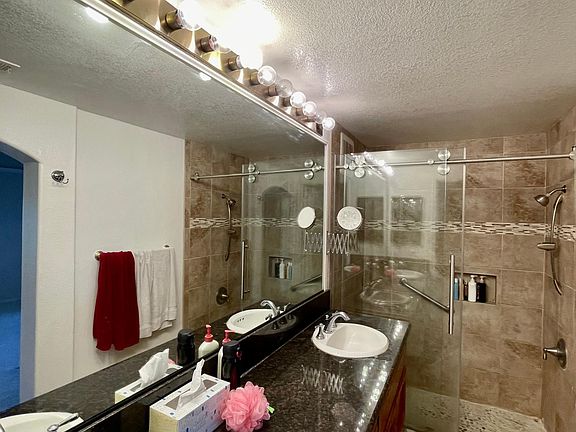 5th image of 16336 Avenida Venusto Unit B