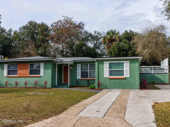1050 CRESTDALE Street, Jacksonville, FL 32211