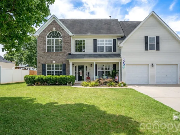 208 Elrosa Rd, Mooresville, NC 28115
