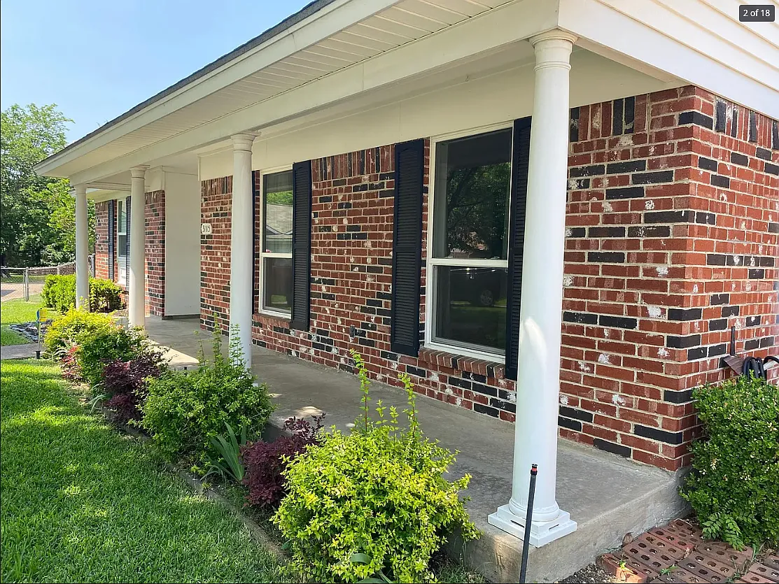 3 bed, 2438 sqft, $3,250 — Photo 2