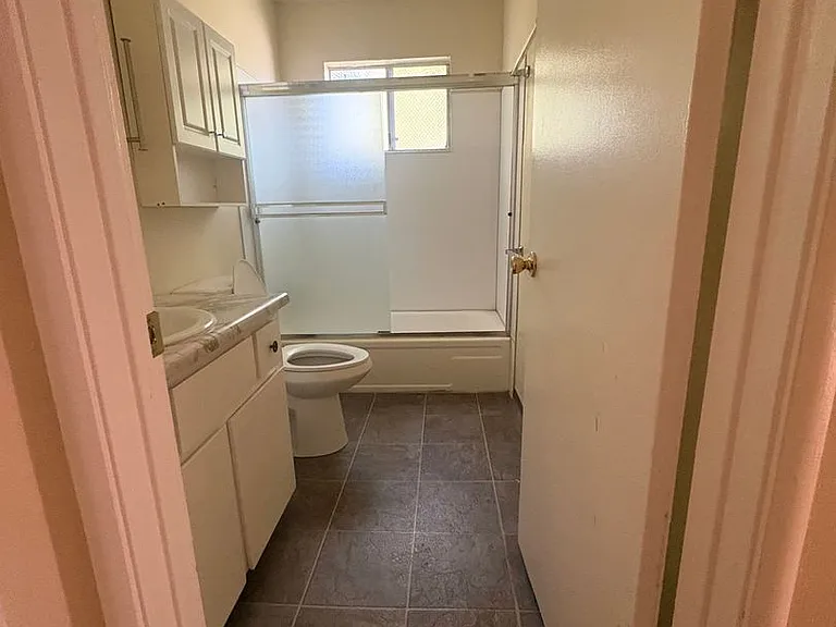 536 Forbes Ave — Photo 21