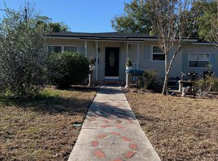 6102 Temple Rd, Jacksonville, FL 32217