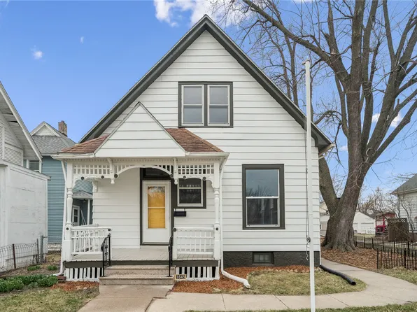 1645 D Ave NE, Cedar Rapids, IA 52402