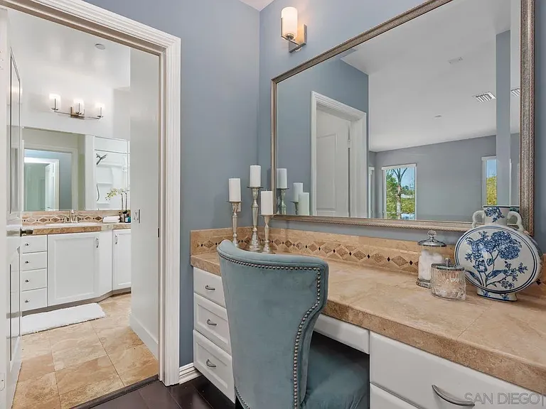 182 Andrew Ave — Photo 32