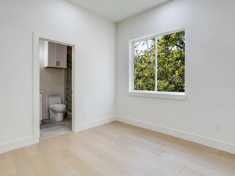 6001 Lewis St #104 — Photo 22