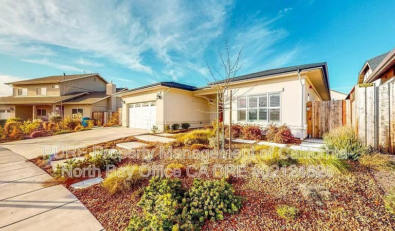 1949 San Salvador Dr — Photo 6