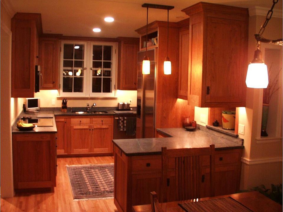 Dinning room into Kitchen