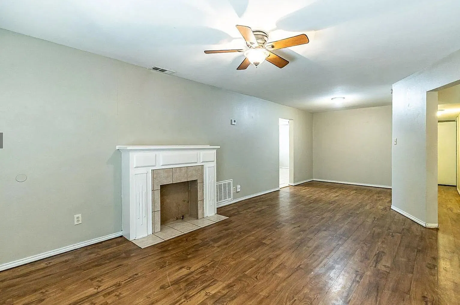 Charming 3 Bedroom with Character! — Photo 2